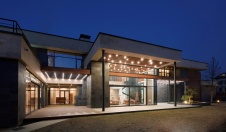 Фото фасада дома в эко-стиле