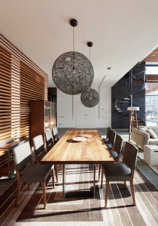 Фото интерьера столовой дома в эко-стиле