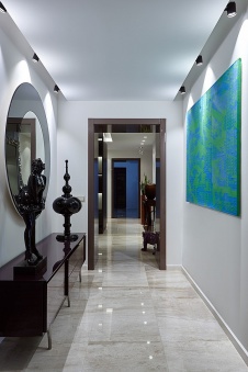 Фото интерьера коридора квартиры в современном стиле