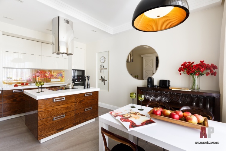 Фото интерьера кухни квартиры в стиле фьюжн