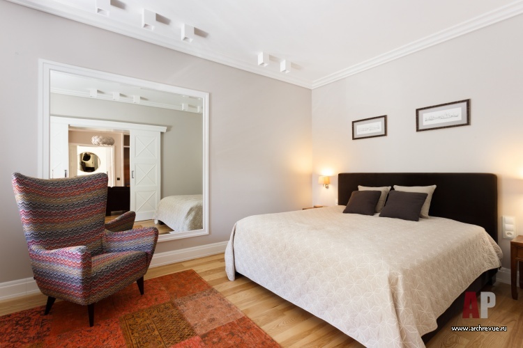 Фото интерьера спальни квартиры в стиле фьюжн