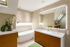 Фото интерьера ванной комнаты квартиры в стиле фьюжн