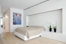 Фото интерьера спальни квартиры в стиле минимализм