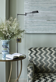 Фото интерьера спальни в стиле неоклассика