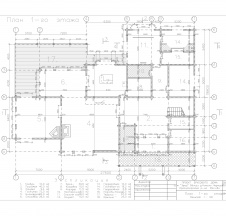 План первого этажа двухэтажного деревянного дома общей площадью 560 кв. м.