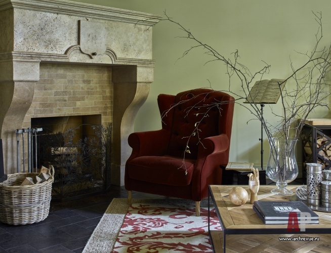 Фото интерьера каминной дома в стиле фьюжн