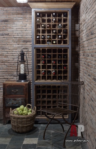 Фото интерьера винотеки дома в стиле фьюжн