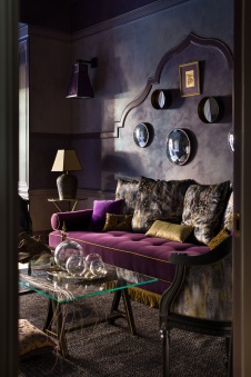 Фото интерьера кальянной квартиры в стиле неоклассике