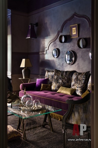 Фото интерьера кальянной квартиры в стиле неоклассике