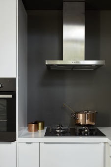 Фото интерьера кухни квартиры в стиле минимализм