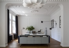 Фото интерьера гостиной дома в стиле фьюжн