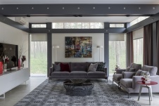 Фото интерьера гостиной дома в современном стиле