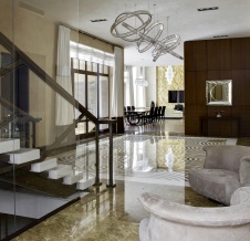 Фото интерьера входной зоны дома в современном стиле