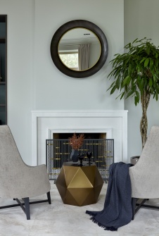 Фото интерьера каминной дома в стиле фьюжн