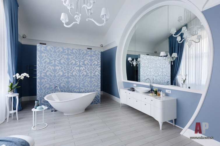 Фото интерьера ванной дома в стиле фьюжн