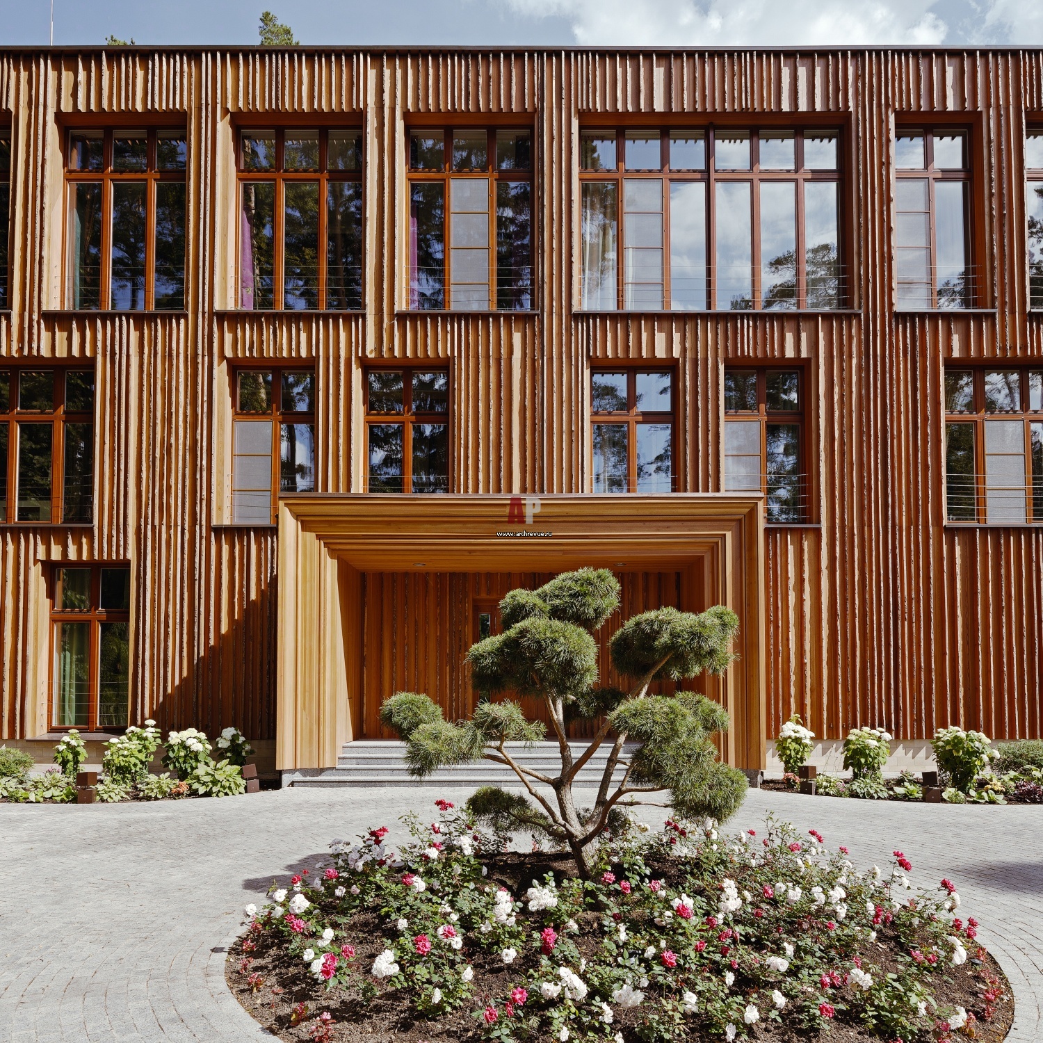 Арсений борисенко архитектор. Проект шале лесмо. Жилой дом горки 6 атриум. Проект дом одноэтажный 10х11 таджикистане. Проект шале лесмо.