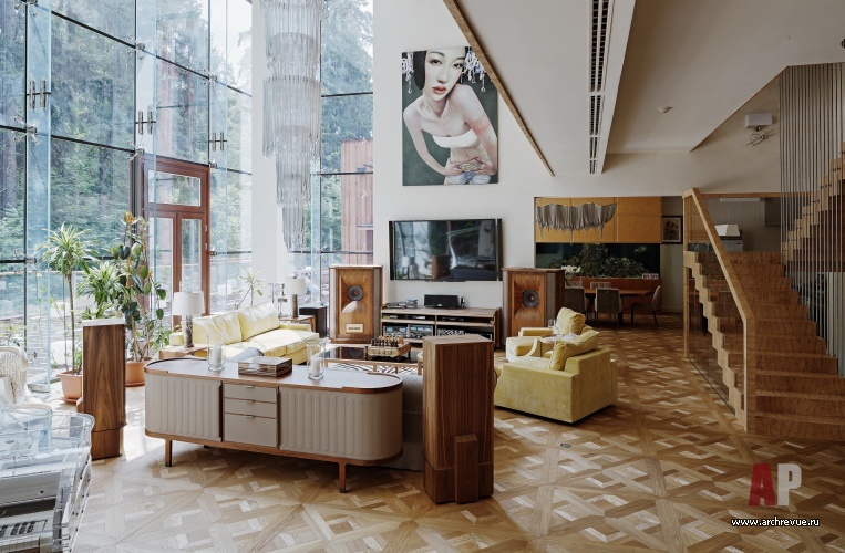 Фото интерьера гостиной дома в стиле китч