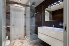 Фото интерьера санузла квартиры в современном стиле