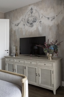 Фото интерьера спальни квартиры в стиле неоклассика