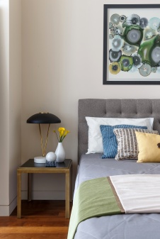 Фото интерьера спальни квартиры в стиле фьюжн