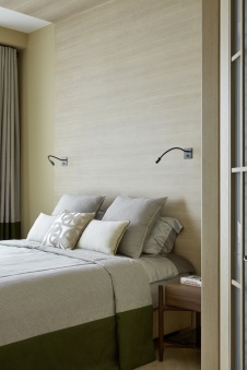 Фото интерьера спальни квартиры в стиле фьюжн