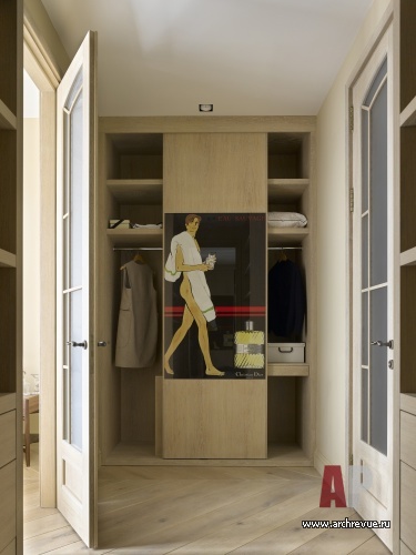 Фото интерьера гардеробной квартиры в стиле фьюжн