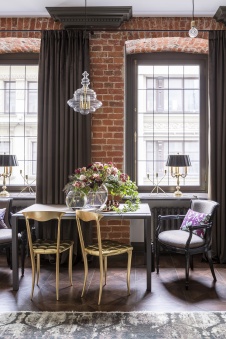 Фото интерьера столовой квартиры в стиле неоклассика