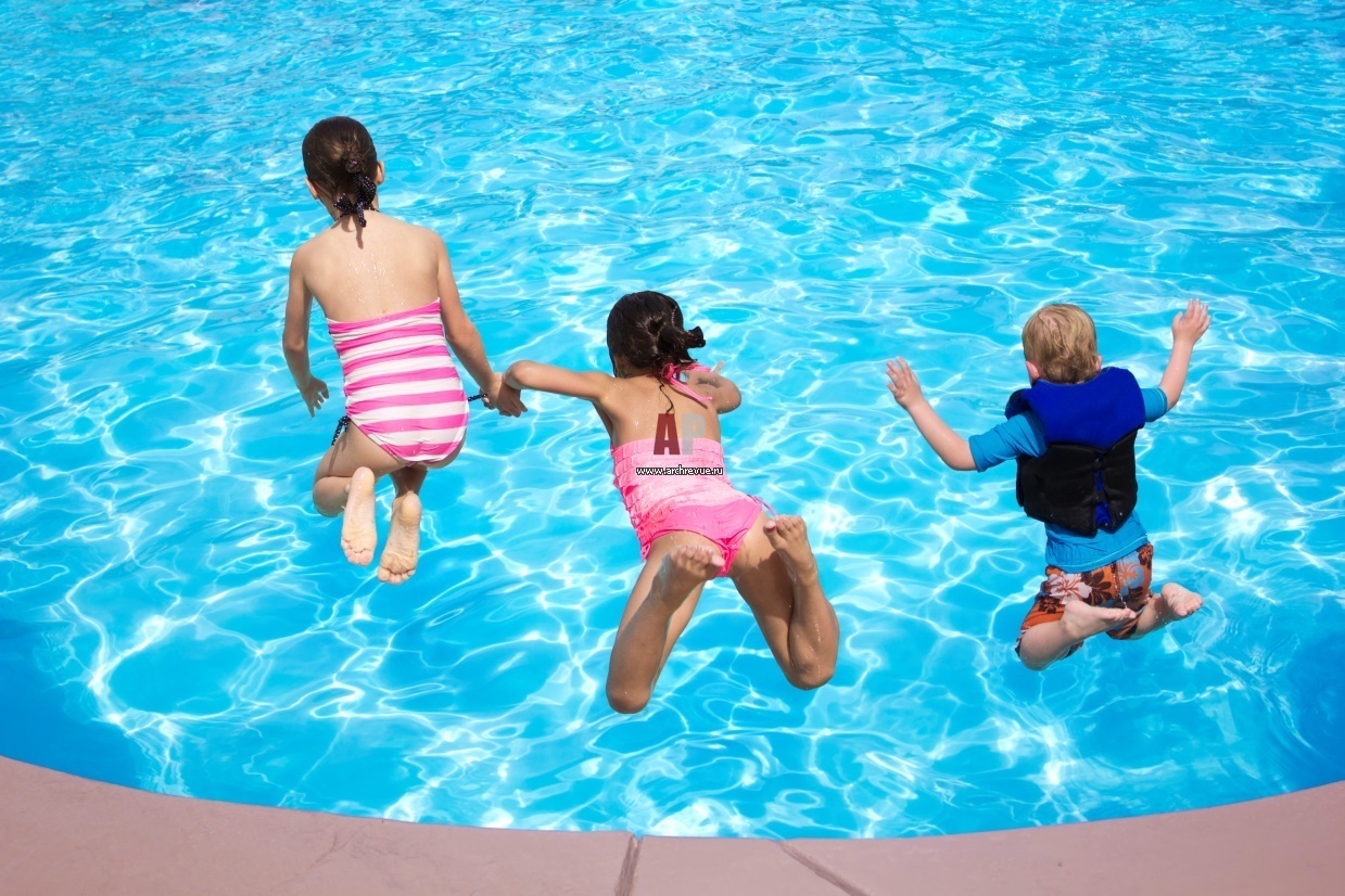 Hospital patient slammed in a paddling pool