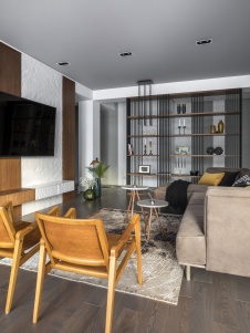 Фото интерьера гостиной дома в стиле фьюжн