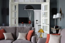 Фото интерьера гостиной квартиры в стиле неоклассика