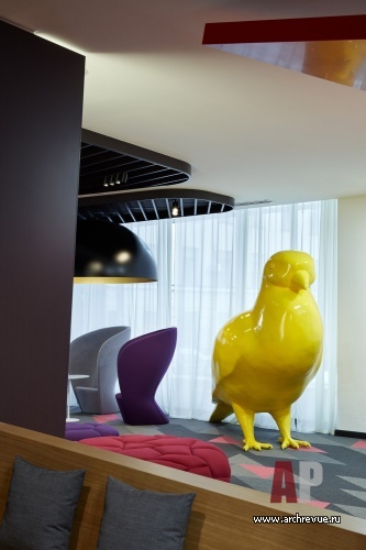 Фото интерьера зоны отдыха гостиницы в стиле авангард