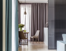 Фото интерьера столовой небольшого дома в современном стиле