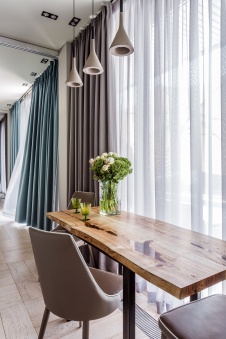 Фото интерьера столовой небольшого дома в современном стиле