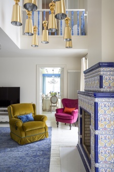 Фото интерьера столовой дома в стиле неоклассика