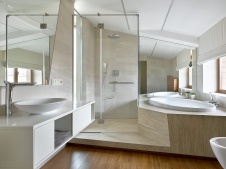 Фото интерьера ванной дома в стиле минимализм Фото интерьера санузла дома в стиле минимализм
