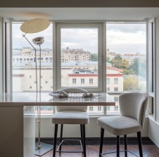 Фото интерьера кухни пентхауса в американском стиле