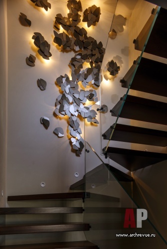 Фото лестницы пентхауса в американском стиле