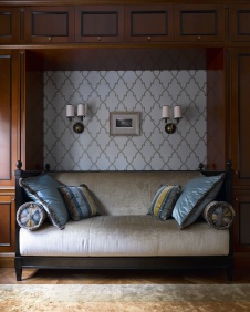 Фото интерьера кабинета квартиры в стиле неоклассика