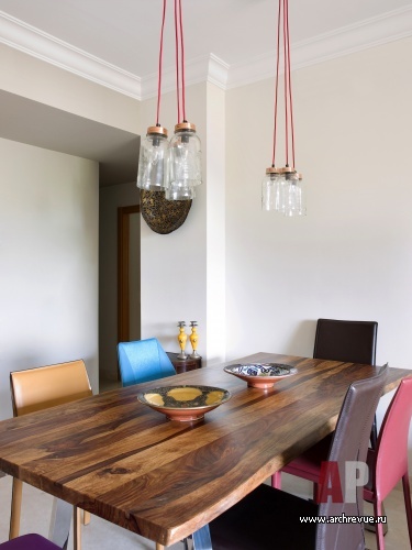Фото интерьера столовой квартиры в средиземноморском стиле