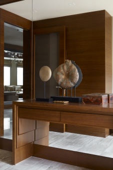 Фото интерьера входной зоны дома в стиле эко