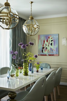 Фото интерьера столовой квартиры в американском стиле