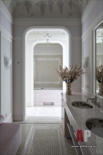 Фото интерьера ванной комнаты квартиры в классическом стиле
