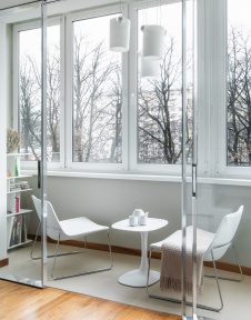 Фото интерьера лоджии квартиры в стиле минимализм Фото интерьера зоны отдыха квартиры в стиле минимализм