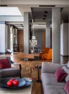 Фото интерьера гостиной дома в стиле эко