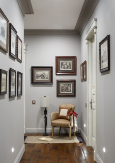 Фото интерьера входной зоны квартиры в стиле неоклассика