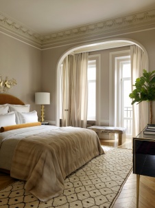 Фото интерьера спальни квартиры в стиле фьюжн