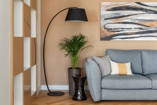 Фото интерьера гостиной квартиры в современном стиле