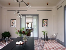 Фото интерьера столовой дома в стиле фьюжн