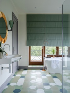 Фото интерьера ванной дома в стиле фьюжн