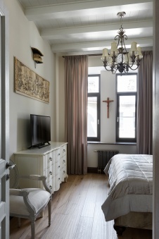 Фото интерьера спальни квартиры в стиле эклектика